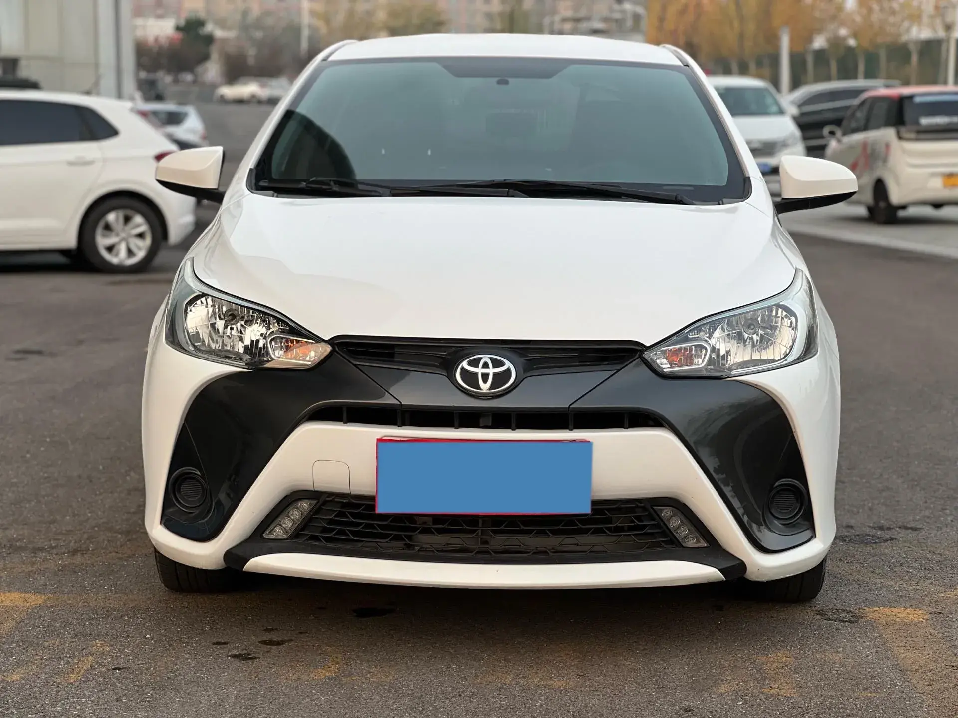 2017 TOYOTA YARIS thumbnail 2