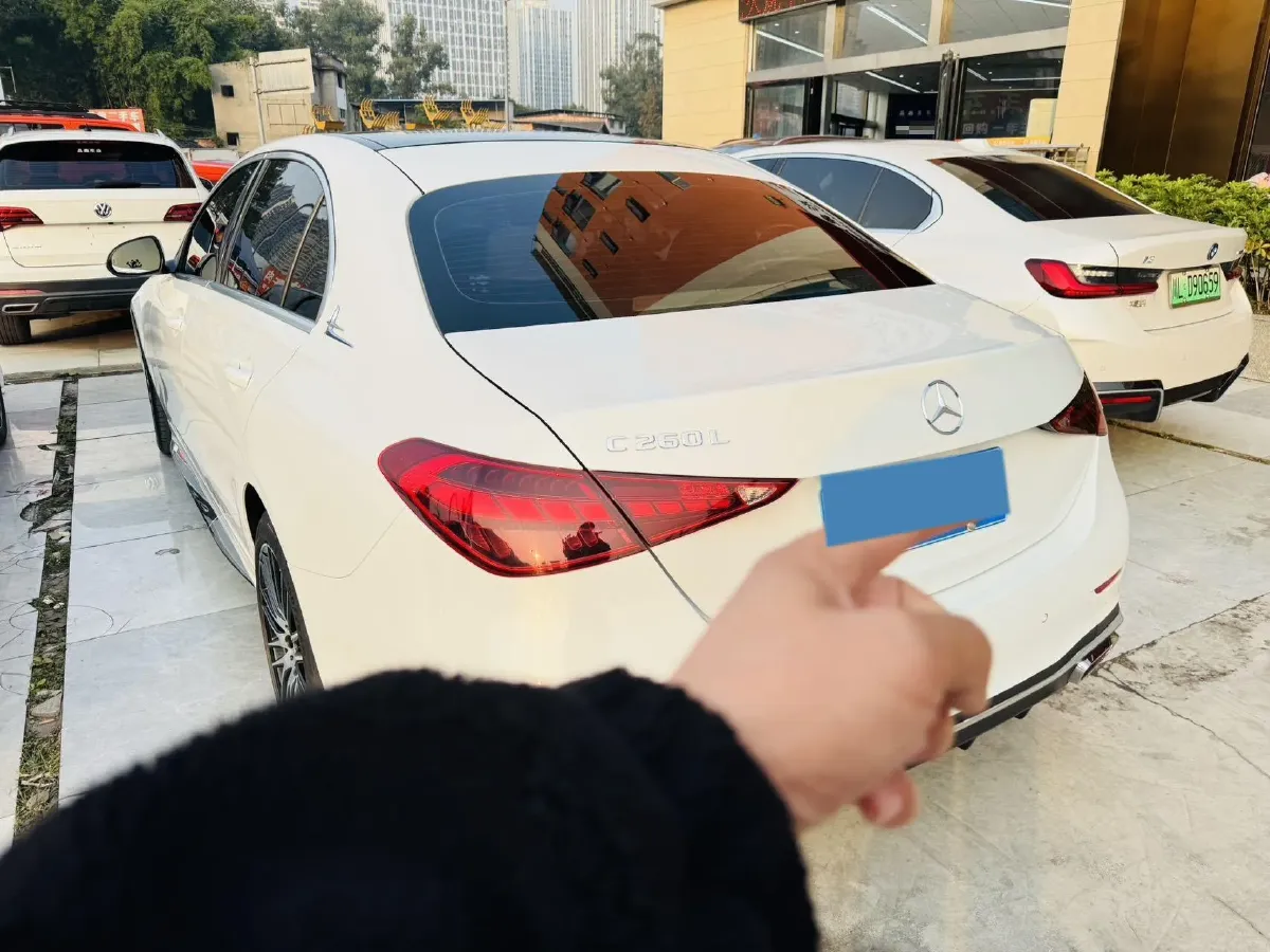 2022 Mercedes-Benz C Class 1.5T 204HP L4 9AT,autocango,china used car exporter,china ev exporter,chinese used car exporter,chinese used ev exporter