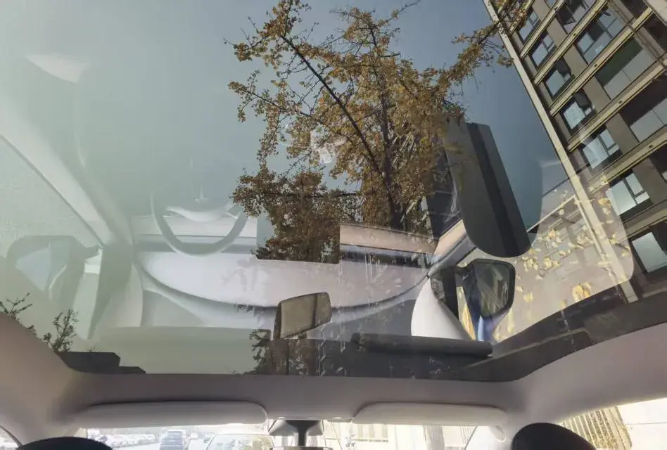 2021 TESLA MODEL thumbnail 4