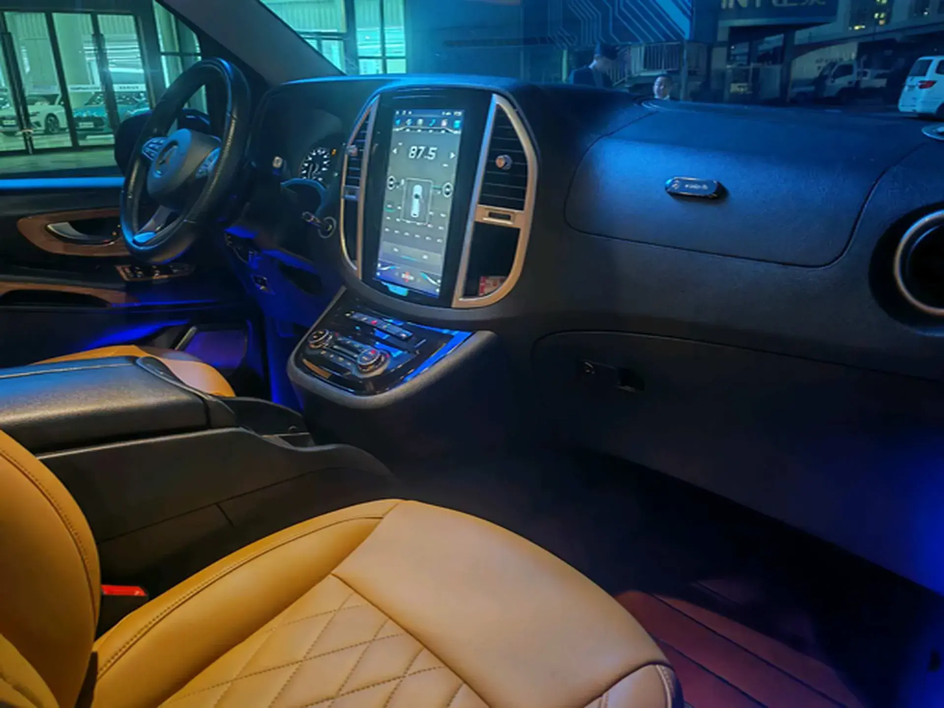 2020 MERCEDES-BENZ VITO thumbnail 3