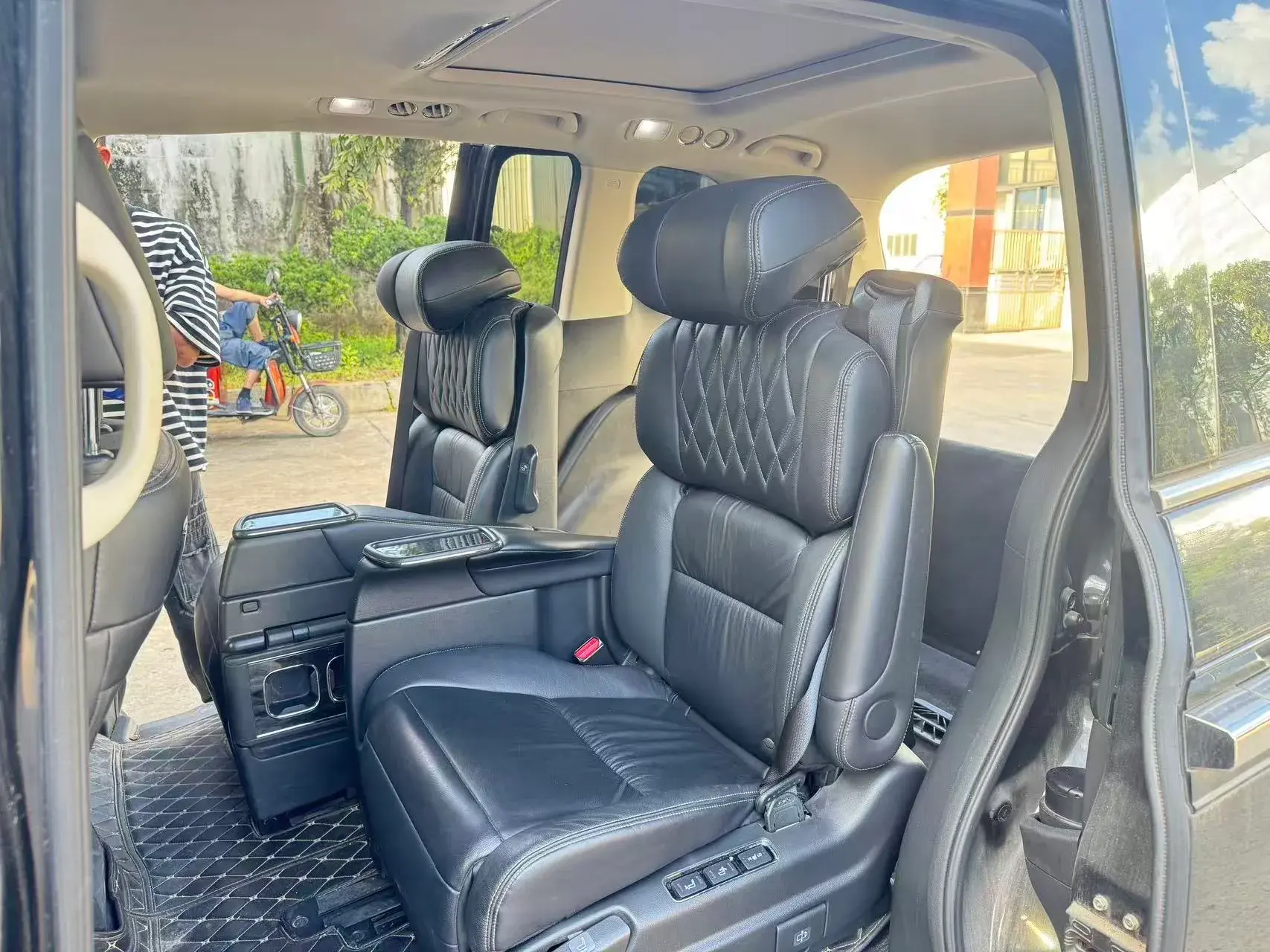 2019 HONDA ELYSIOIN thumbnail 3