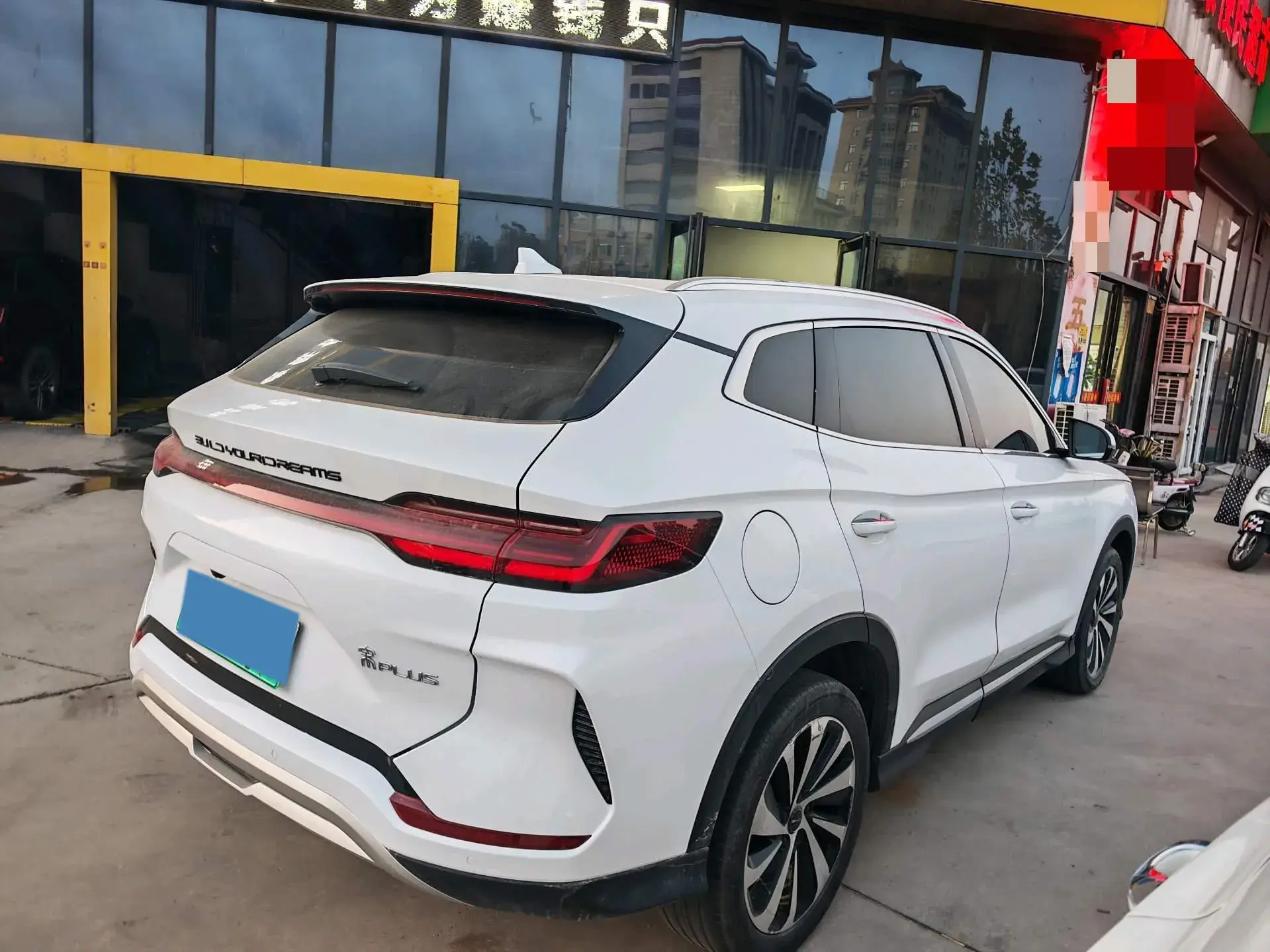 2023 BYD SONG thumbnail 4