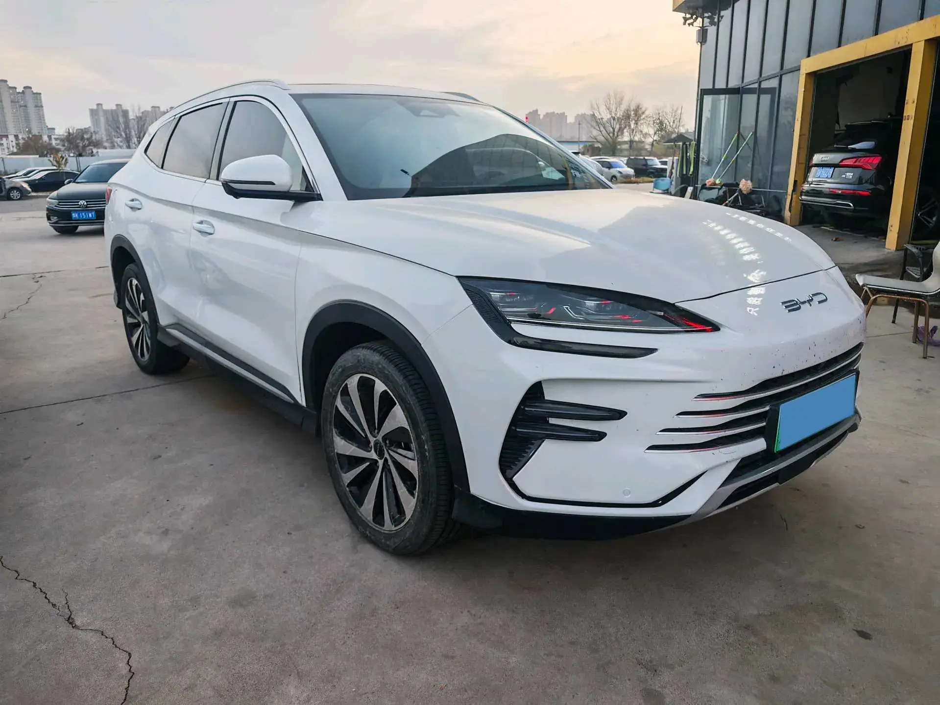 2023 BYD SONG thumbnail 3