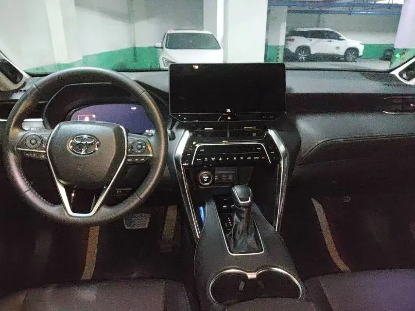 2022 TOYOTA VENZA thumbnail 2