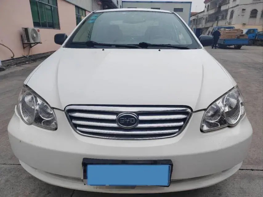 2018 BYD F3 thumbnail 3