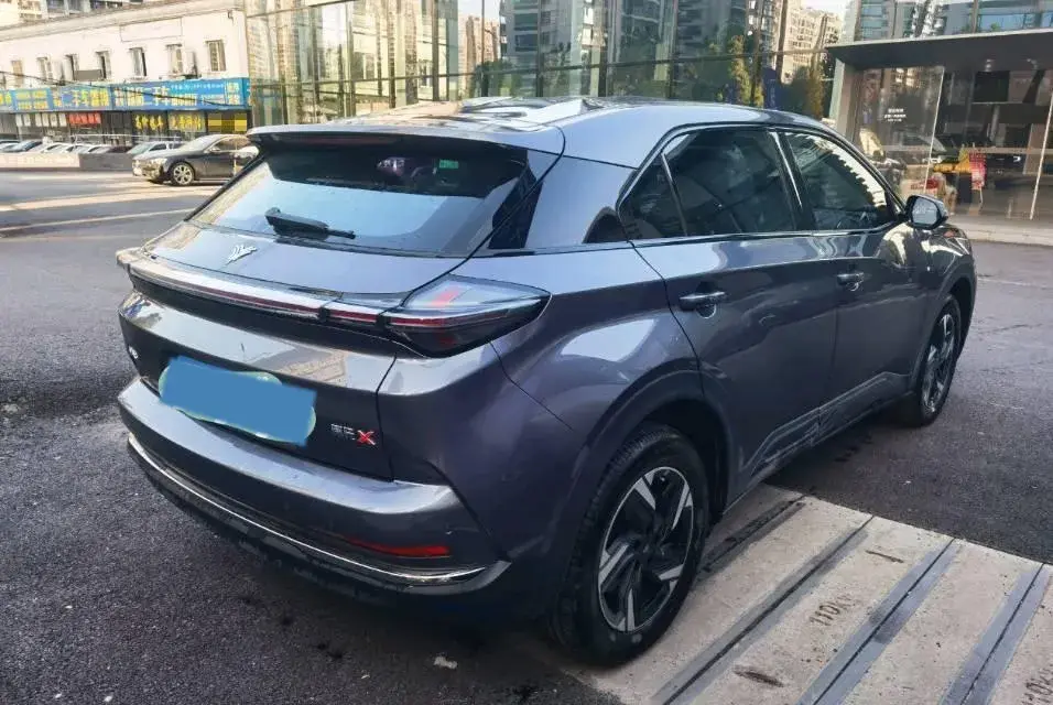 2023 NETA X thumbnail 2