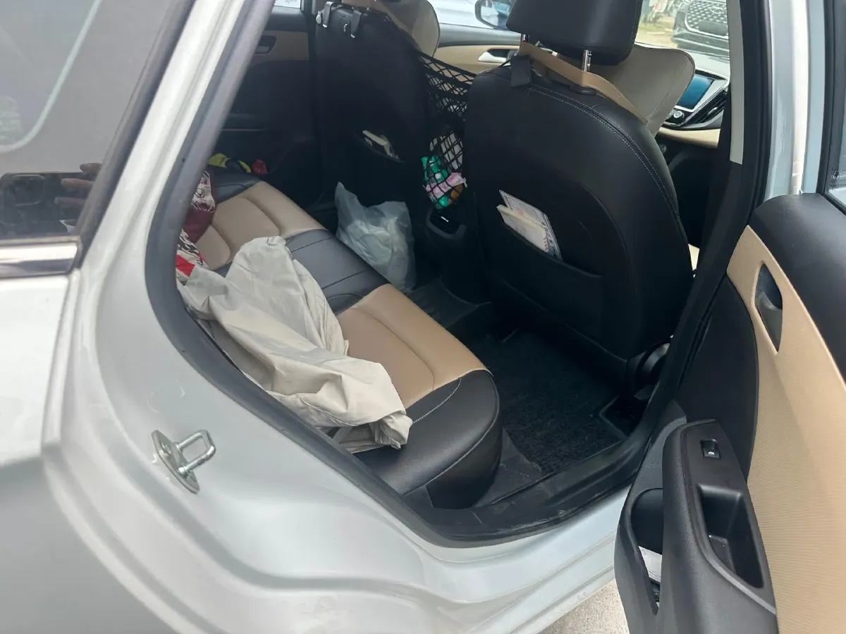 2020 Chevrolet Monza 1.5L 113HP L4 6AT,autocango,china used car exporter,china ev exporter,chinese used car exporter,chinese used ev exporter