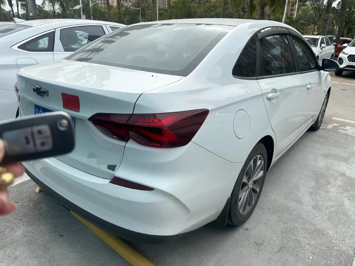 2020 Chevrolet Monza 1.5L 113HP L4 6AT,autocango,china used car exporter,china ev exporter,chinese used car exporter,chinese used ev exporter