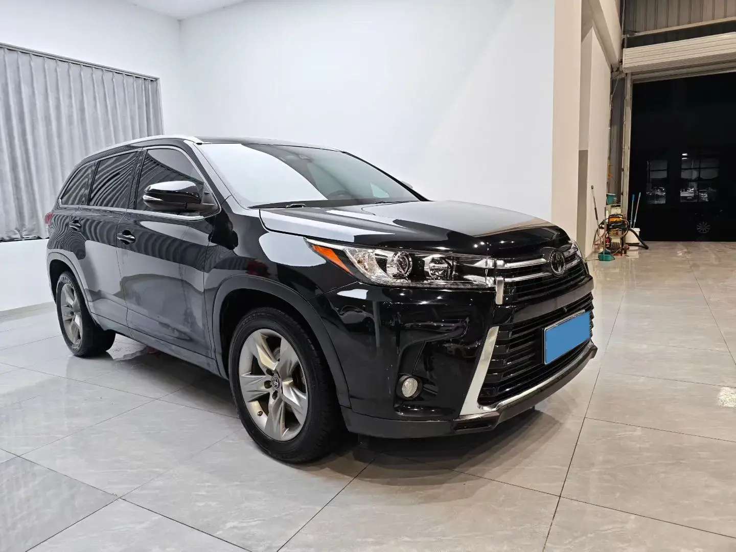 2021 TOYOTA HIGHLANDER thumbnail 3