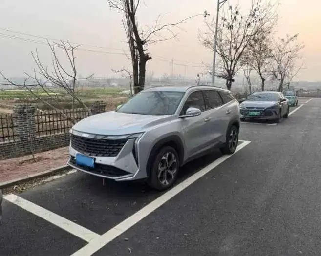 2023 Geely StarRay 1.5T 181HP L4 7DCT