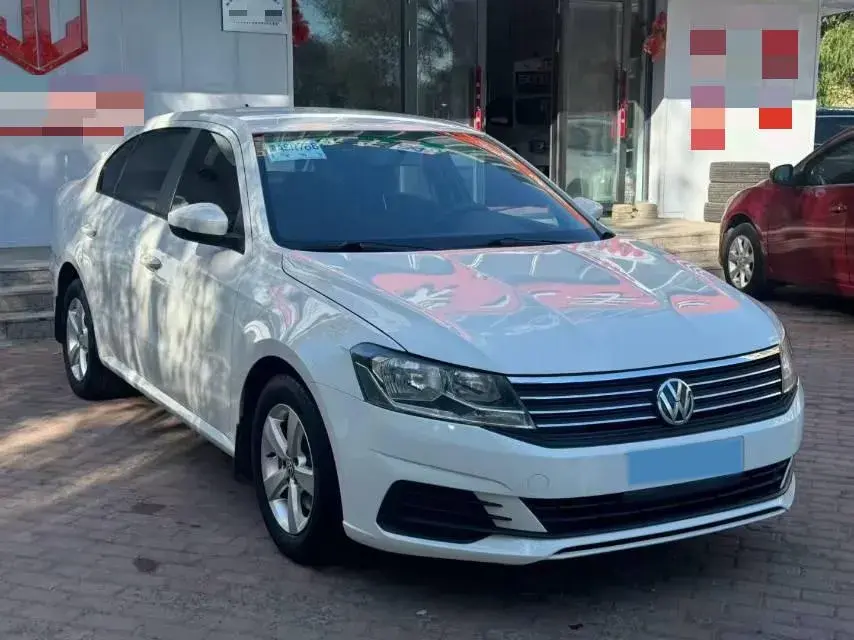 2019 VOLKSWAGEN LAVIDA thumbnail 3