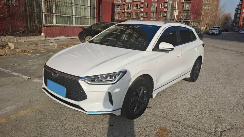 2019 BYD E2 view 1