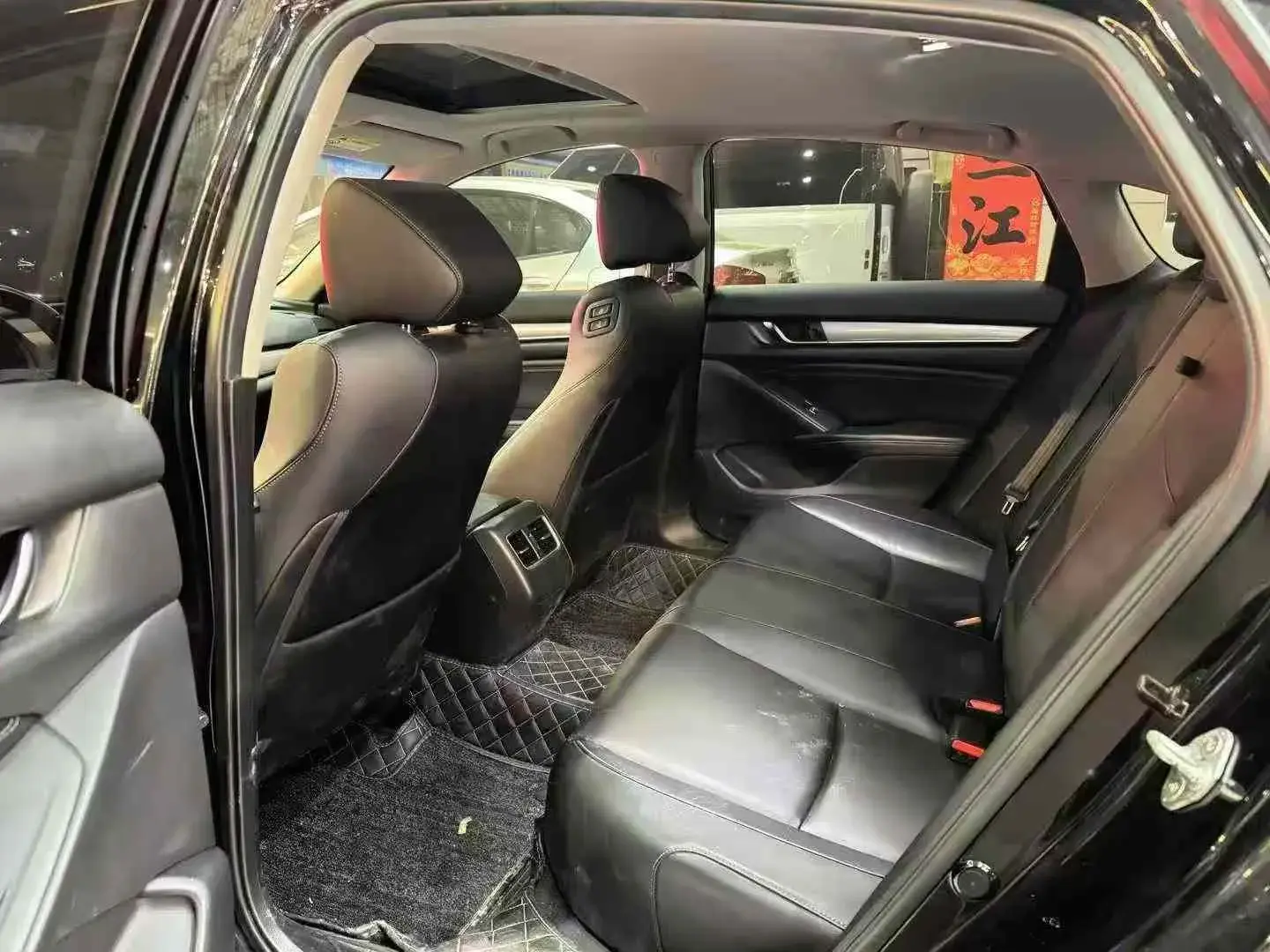 2018 HONDA ACCORD thumbnail 4