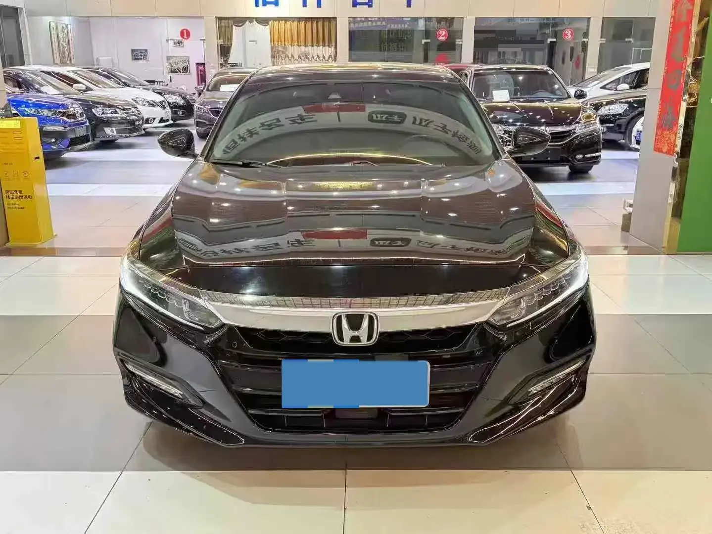 2018 HONDA ACCORD thumbnail 2