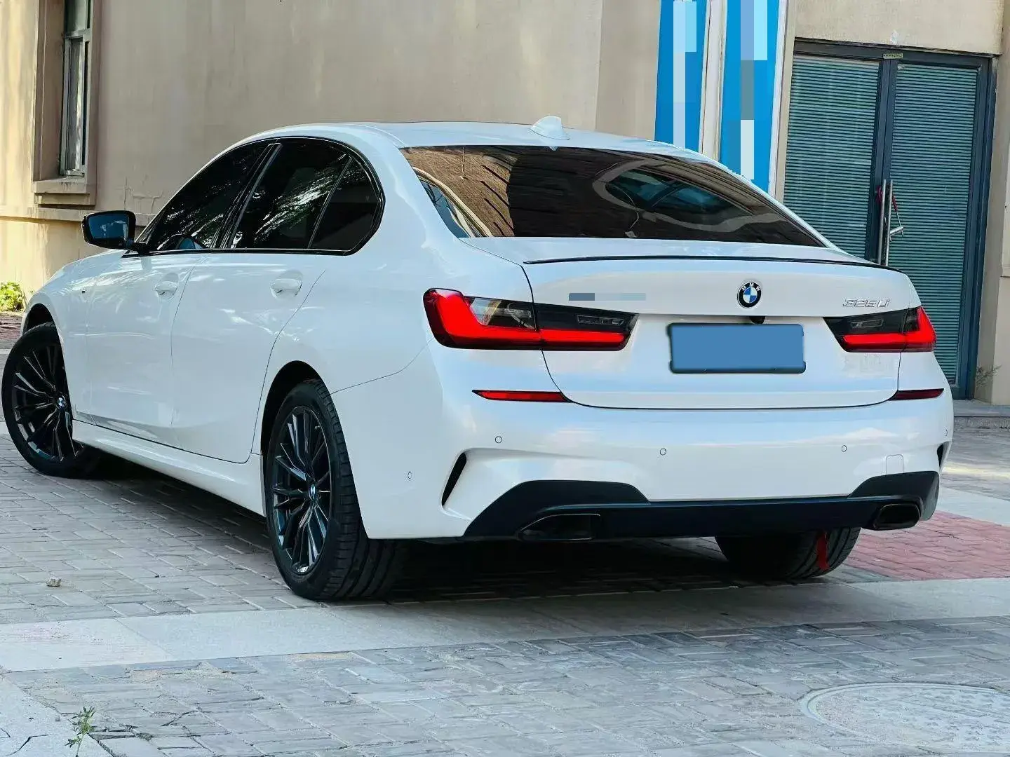 2021 BMW 3 thumbnail 3