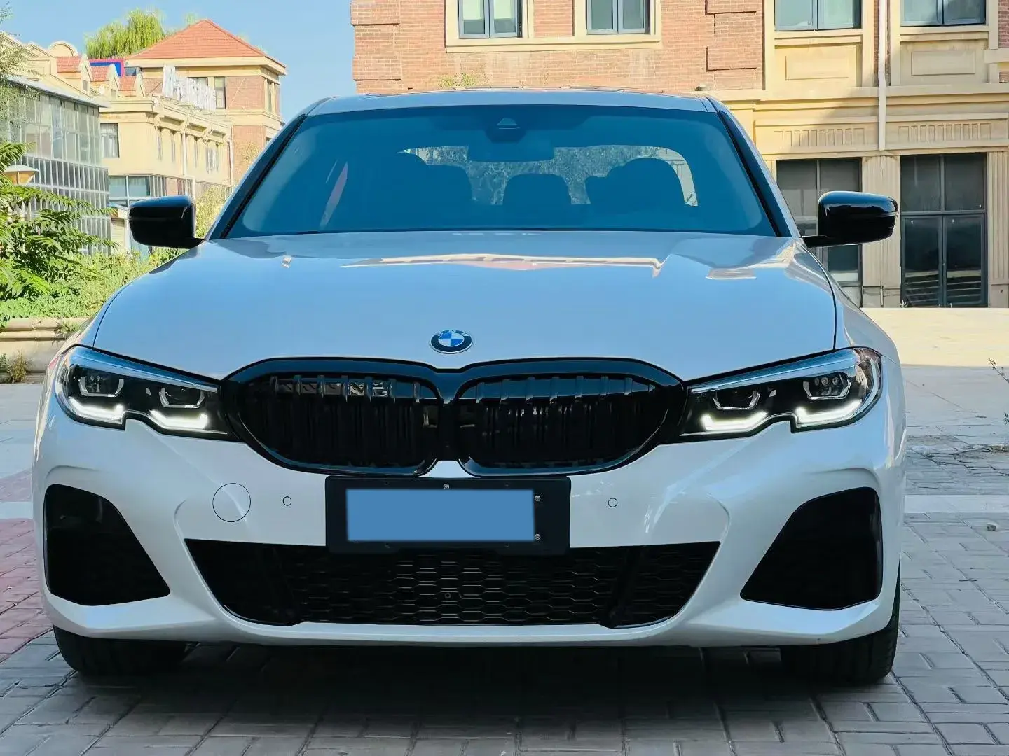 2021 BMW 3 thumbnail 2