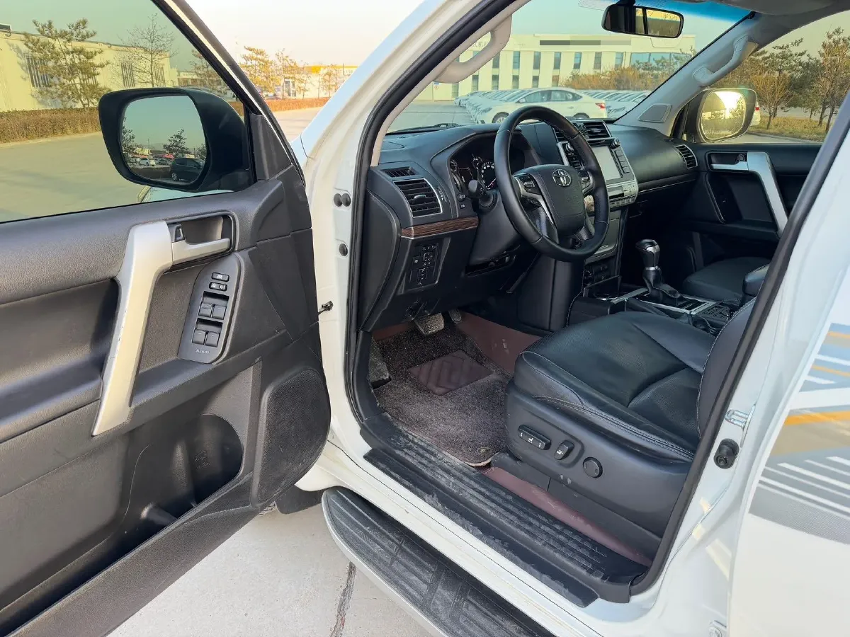 2018 Toyota Land Cruiser Prado 3.5L 280HP V6 6AT,autocango,china used car exporter,china ev exporter,chinese used car exporter,chinese used ev exporter