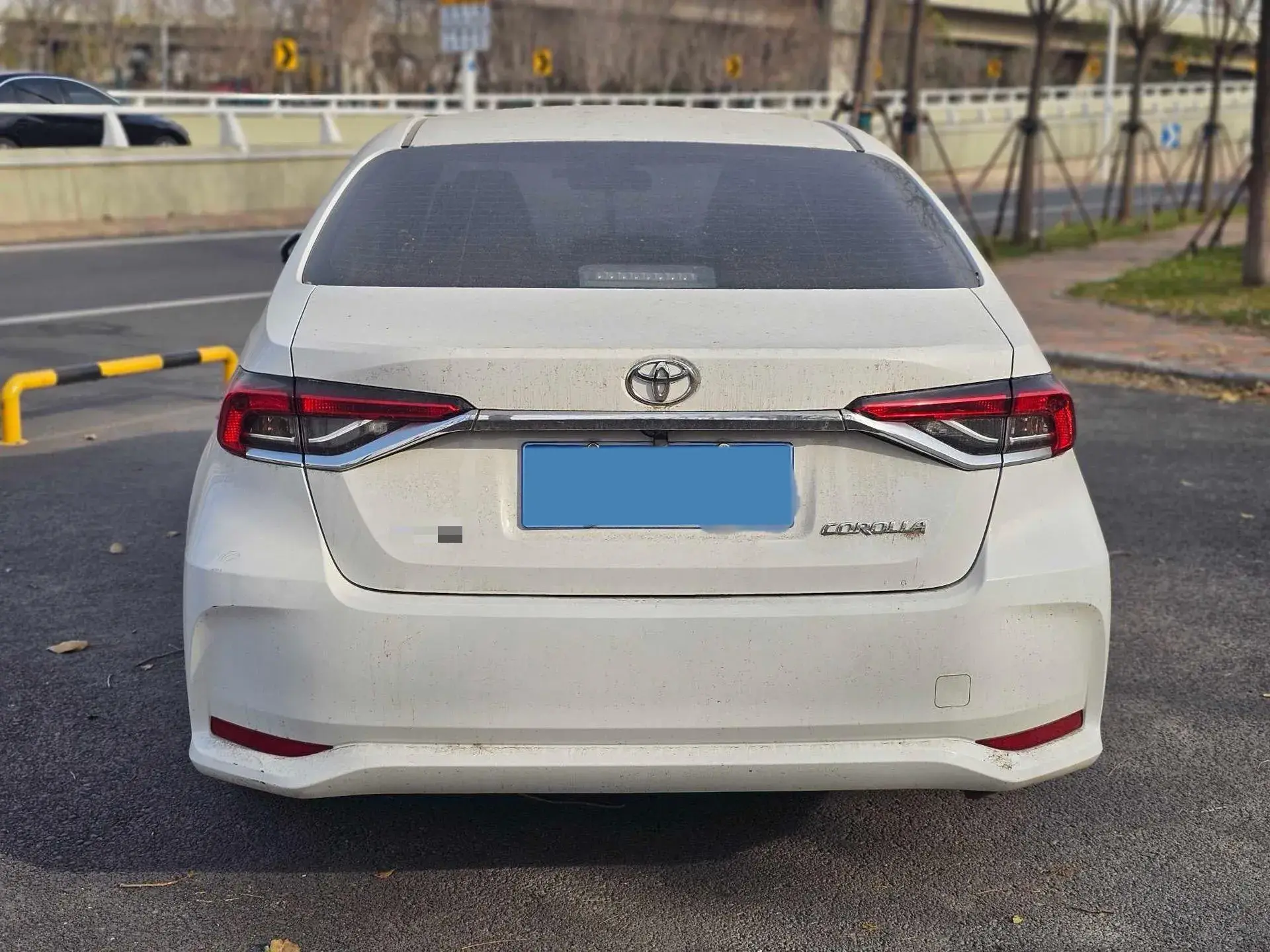 2021 TOYOTA COROLLA thumbnail 4