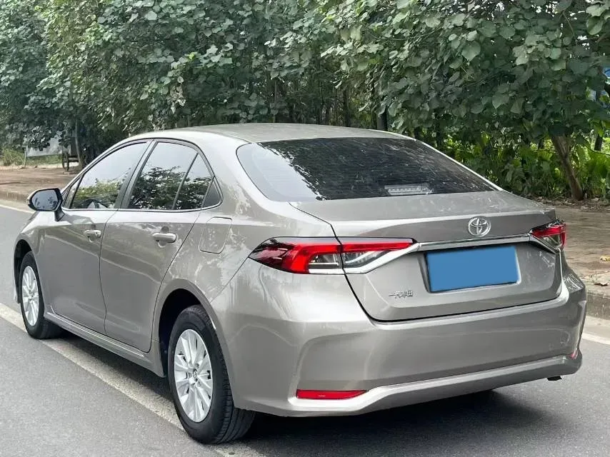 2021 Toyota Corolla 1.2T 116HP L4 CVT,autocango,china used car exporter,china ev exporter,chinese used car exporter,chinese used ev exporter