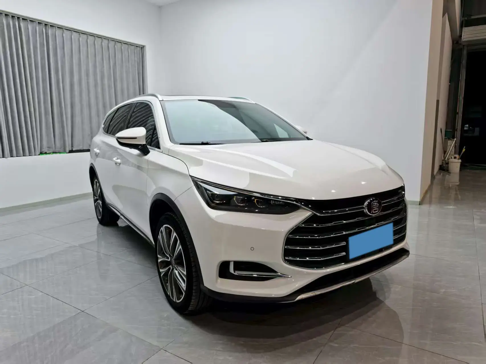 2018 BYD TANG thumbnail 3