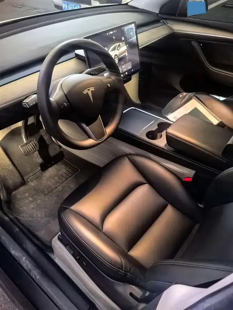 2022 TESLA MODEL thumbnail 4