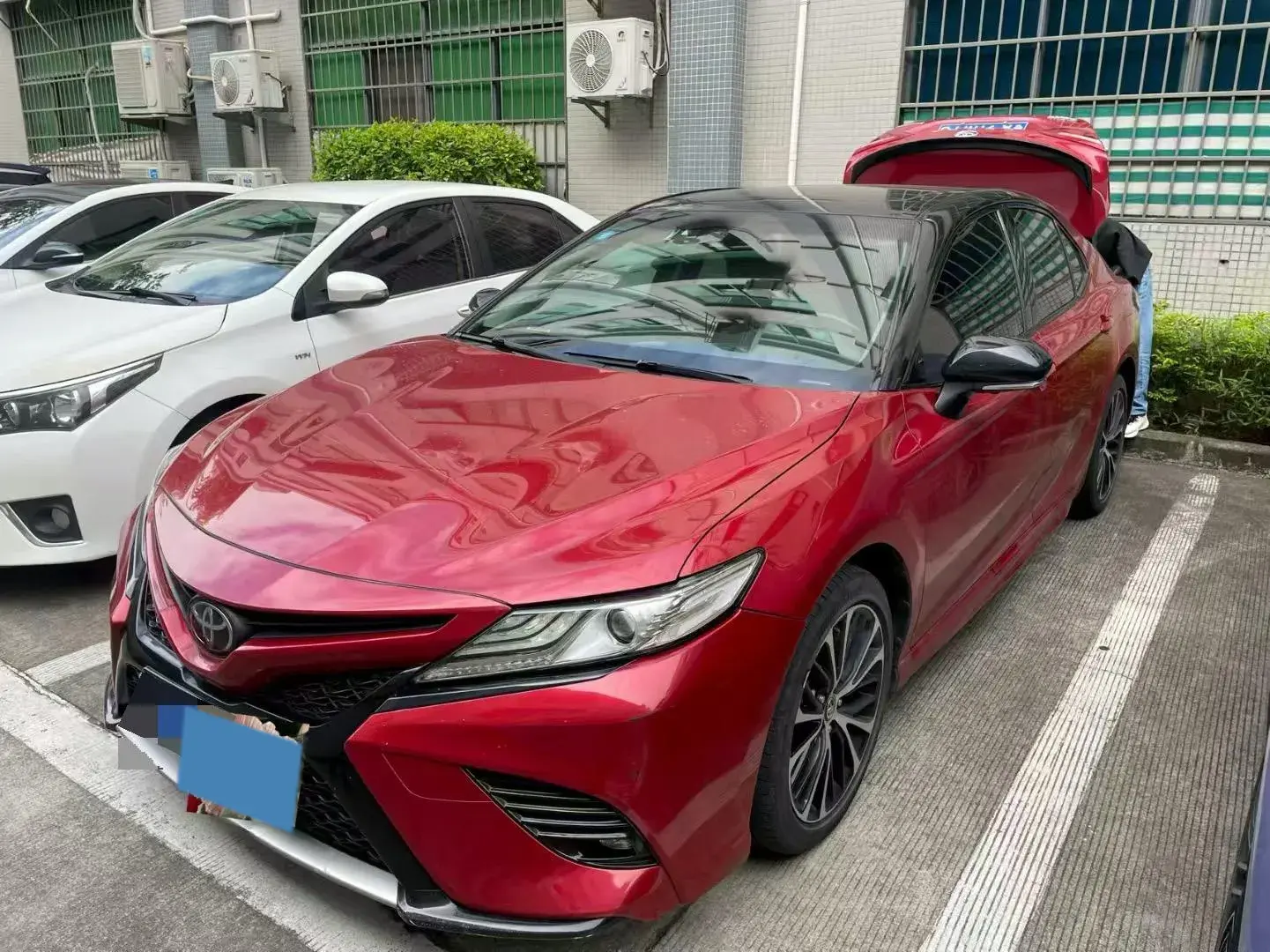 2019 TOYOTA CAMRY view 1