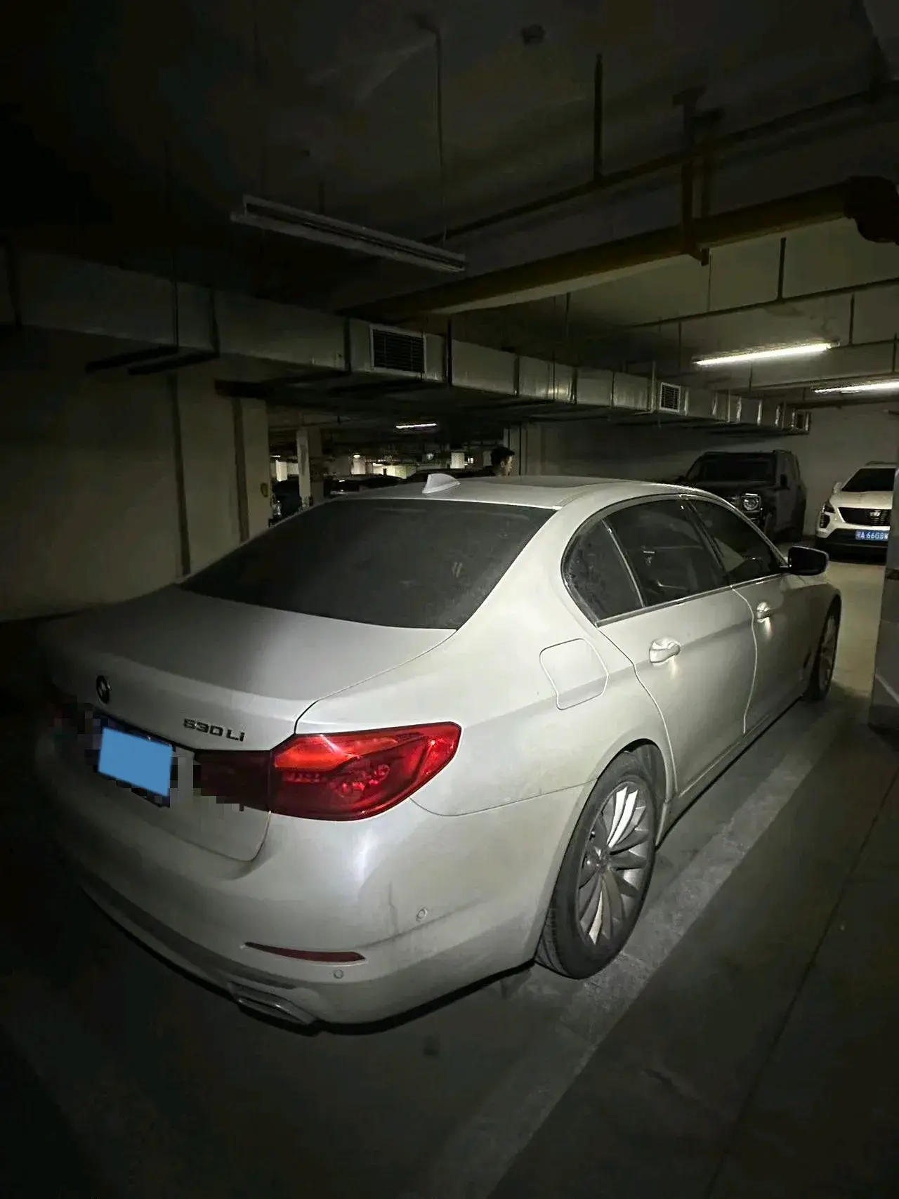2020 BMW 5 thumbnail 2
