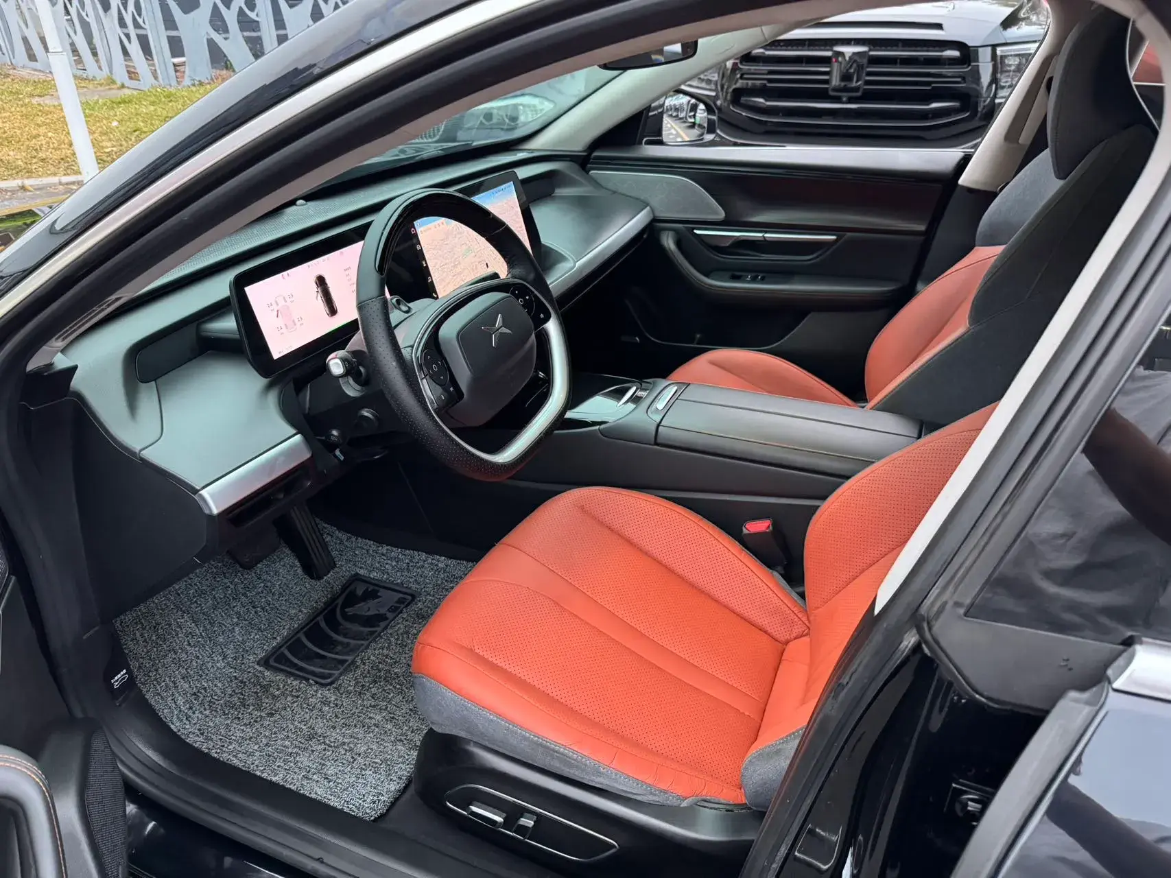 2020 XPENG P7 thumbnail 2