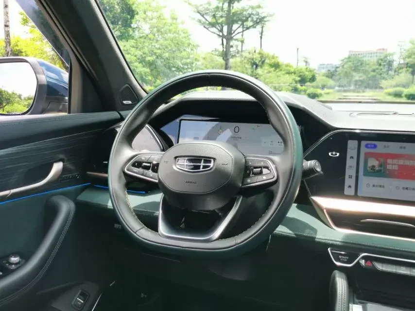 2021 GEELY MONJARO thumbnail 2