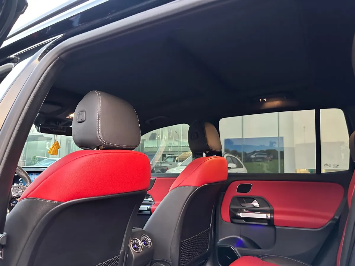 2023 Mercedes-Benz GLB AMG 2.0T 306HP L4 8DCT,autocango,china used car exporter,china ev exporter,chinese used car exporter,chinese used ev exporter