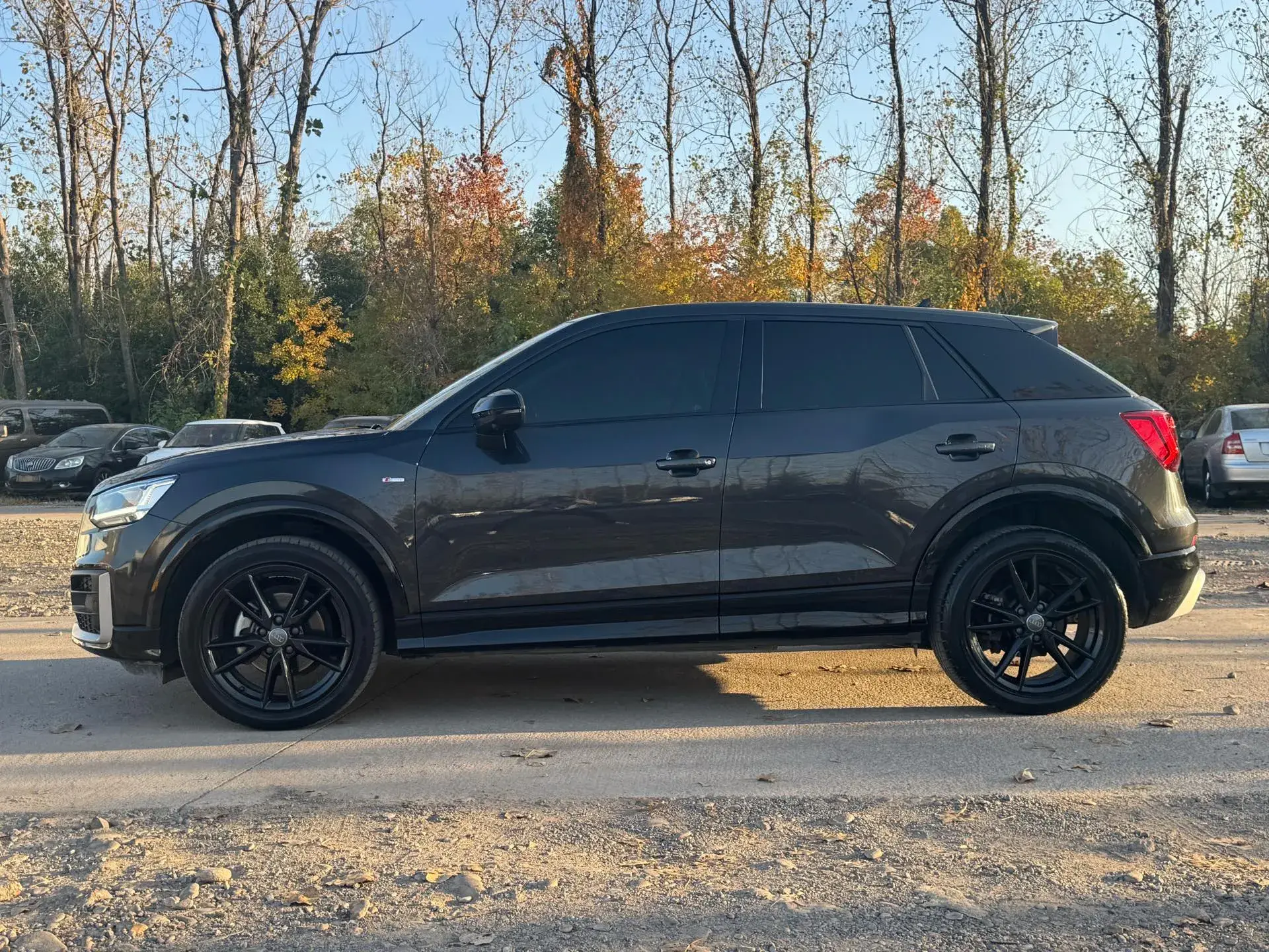 2020 AUDI Q2L thumbnail 2