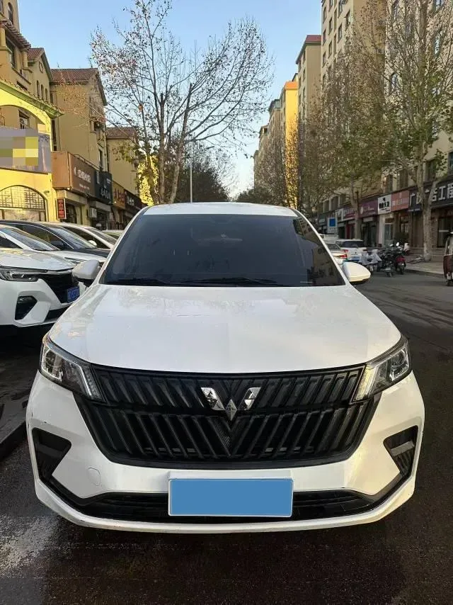 2022 WuLing JiaChen 1.5L 99HP L4 6MT,autocango,china used car exporter,china ev exporter,chinese used car exporter,chinese used ev exporter