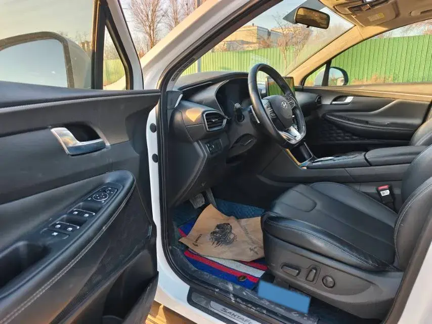 2021 HYUNDAI CUSTO thumbnail 3