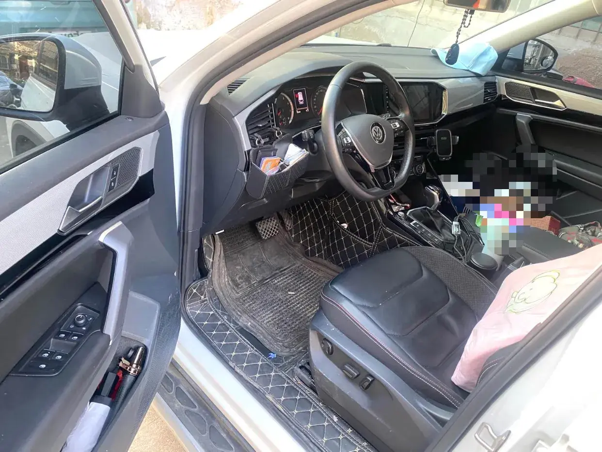 2019 VOLKSWAGEN TAYRON thumbnail 3