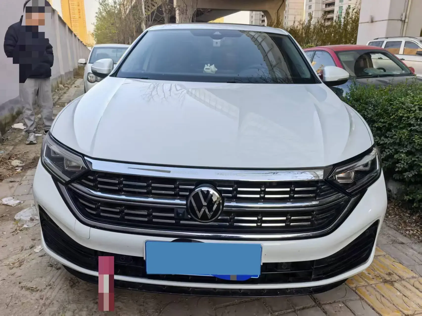 2023 VOLKSWAGEN SAGITAR thumbnail 2