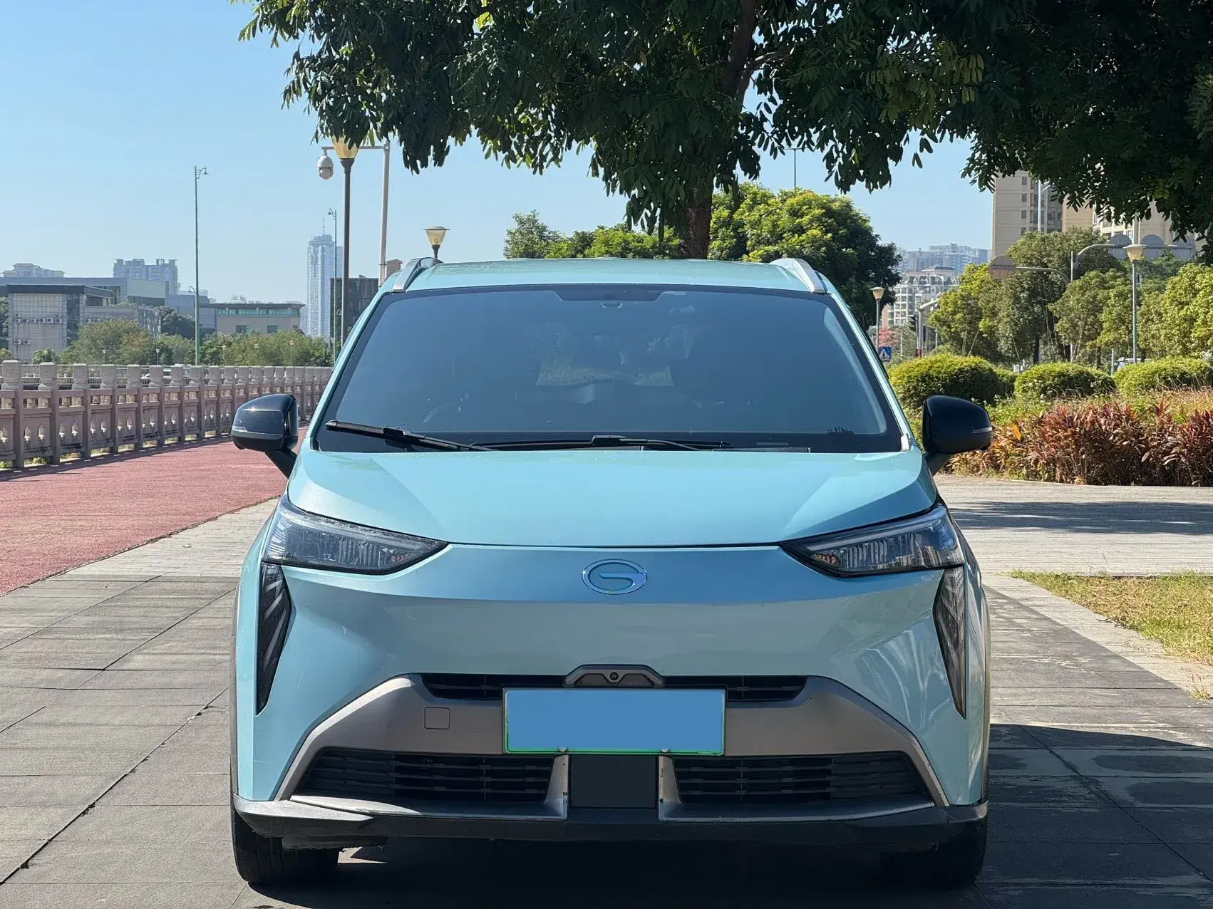 2022 AION Y thumbnail 2