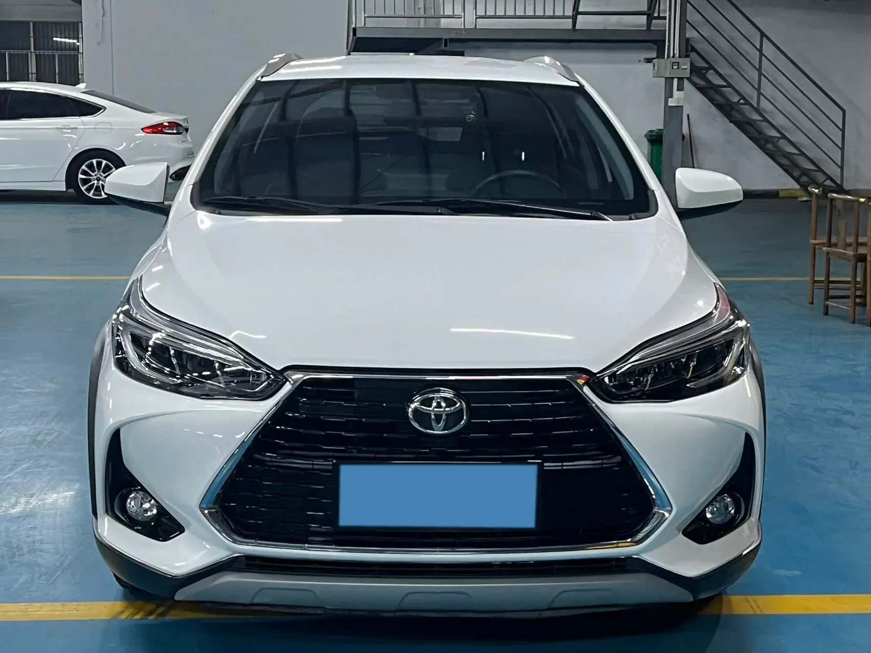 2022 TOYOTA YARIS thumbnail 2