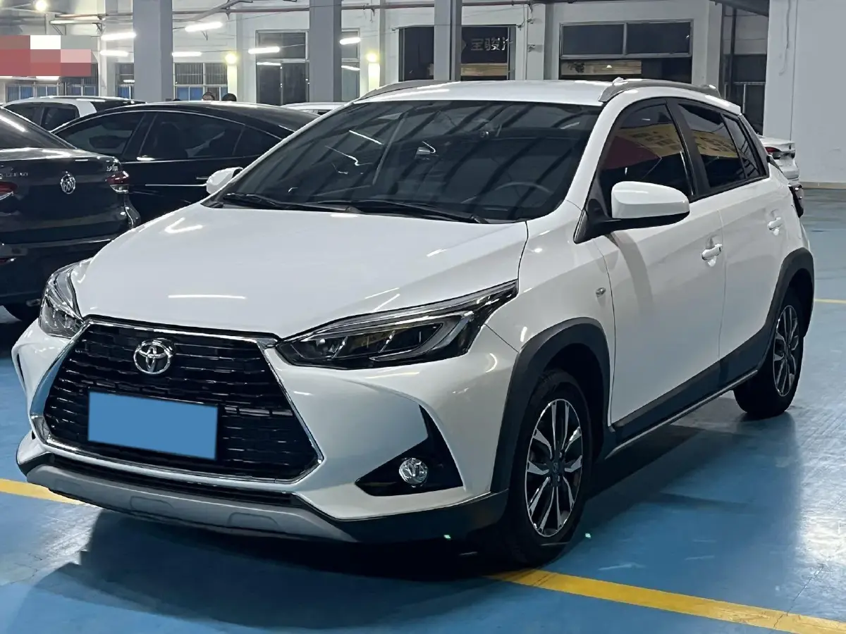 2022 Toyota Yaris L 1.5L 112HP L4 CVT