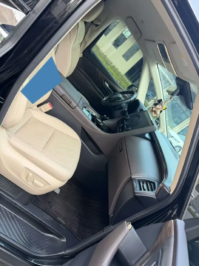 2024 Toyota Vellfire 2.5L 190HP L4 E-CVT Hybrid,autocango,china used car exporter,china ev exporter,chinese used car exporter,chinese used ev exporter