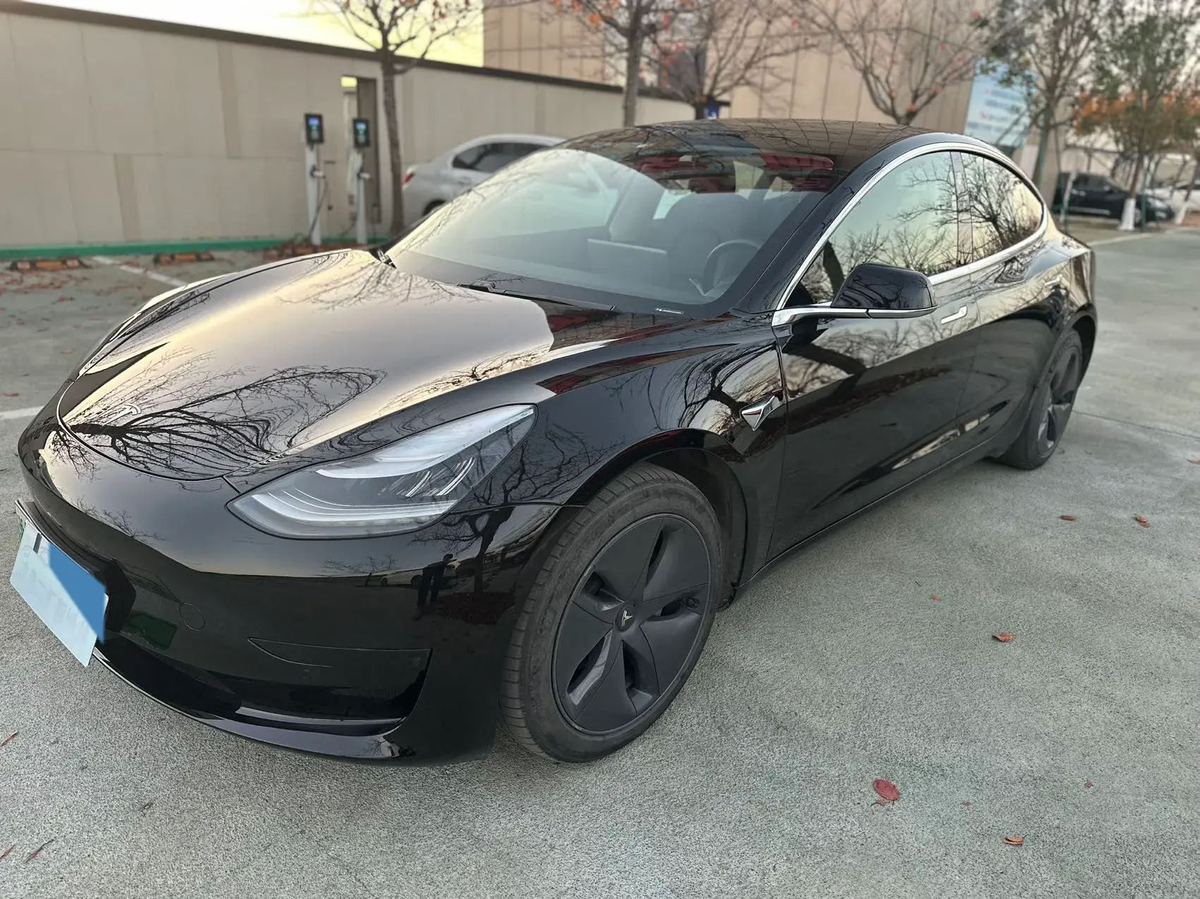 2020 TESLA MODEL view 1