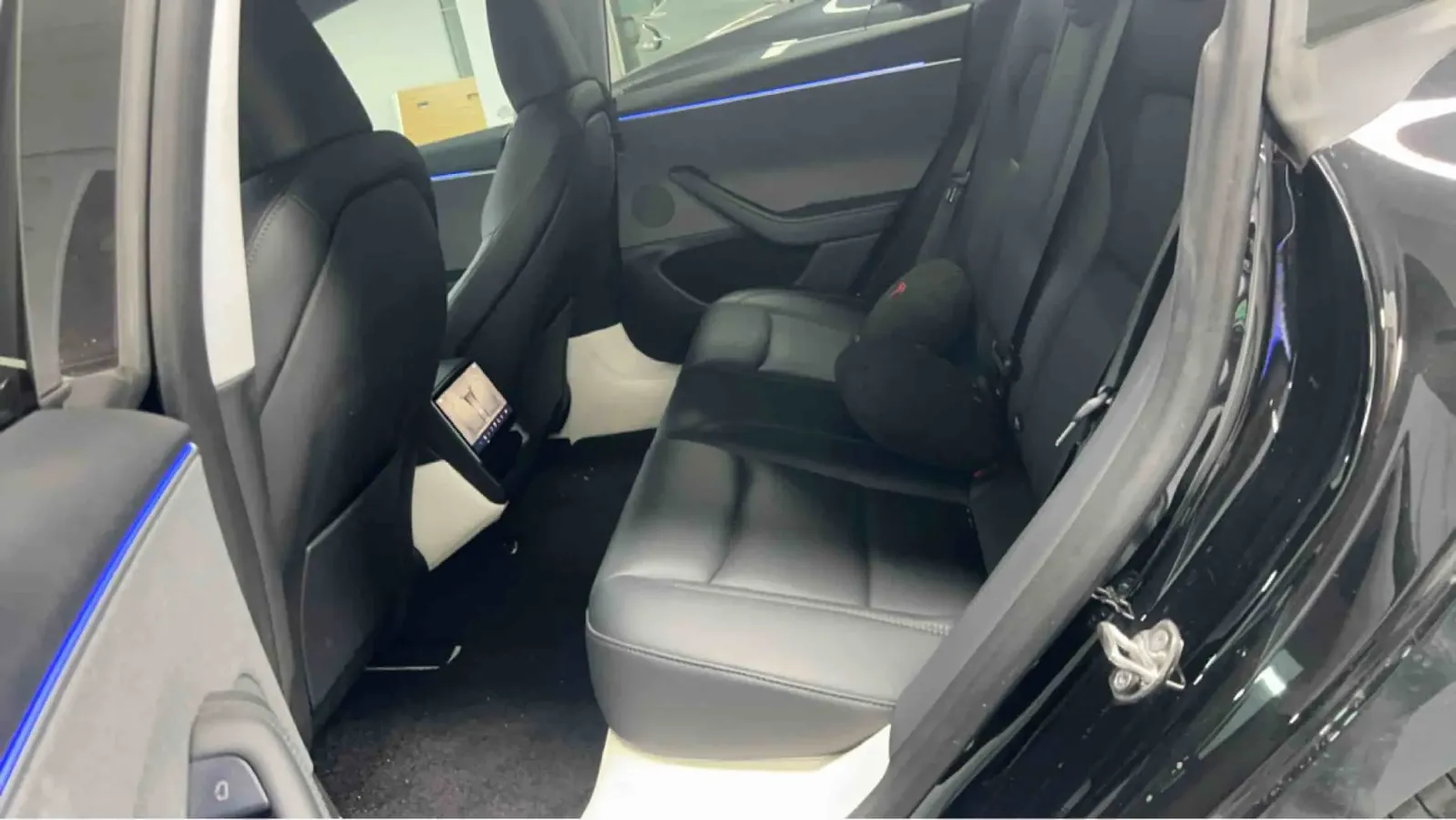 2023 Tesla Model 3 BEV 60KWH,autocango,china used car exporter,china ev exporter,chinese used car exporter,chinese used ev exporter