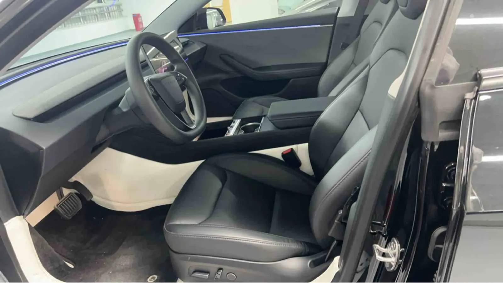 2023 Tesla Model 3 BEV 60KWH,autocango,china used car exporter,china ev exporter,chinese used car exporter,chinese used ev exporter