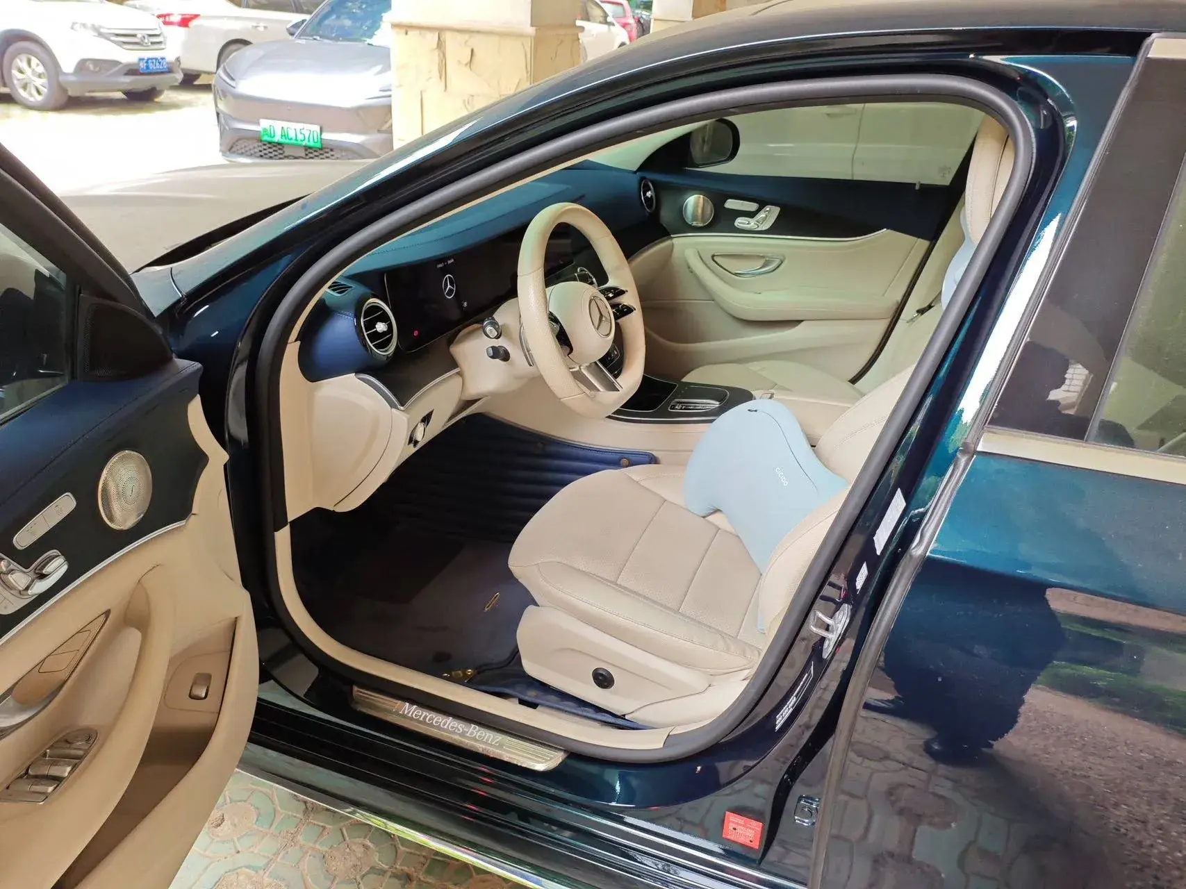 2021 MERCEDES-BENZ E thumbnail 4