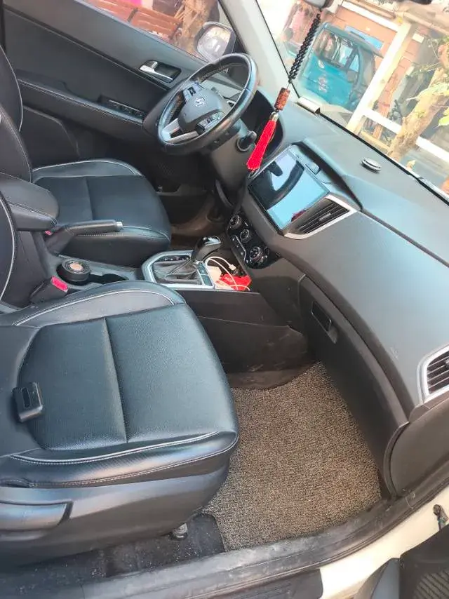 2017 HYUNDAI IX25 thumbnail 3