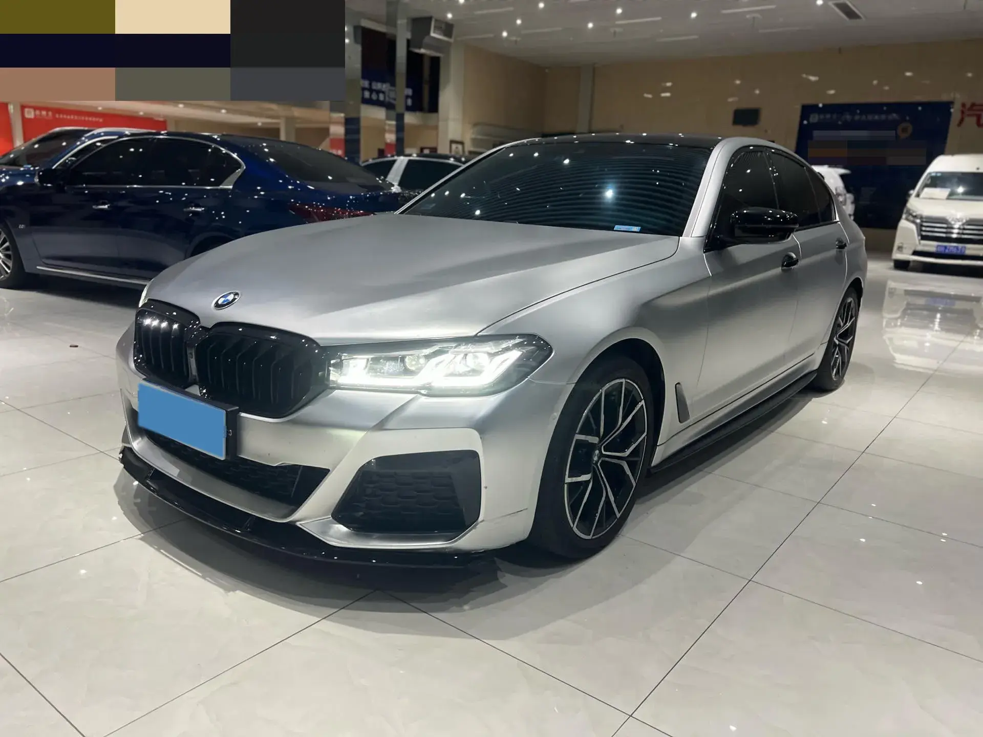 2021 BMW 5 view 1
