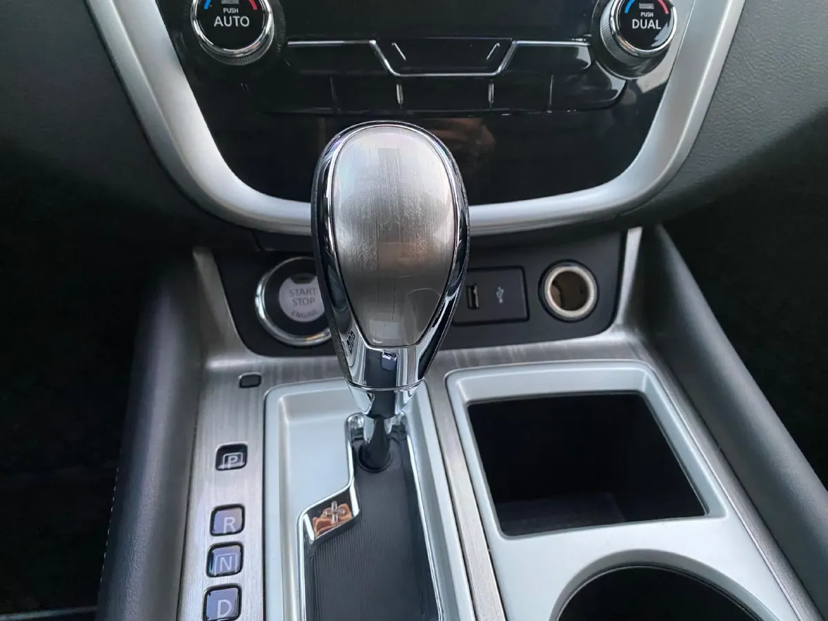 2021 Nissan Murano 2.5L 186HP L4 CVT,autocango,china used car exporter,china ev exporter,chinese used car exporter,chinese used ev exporter