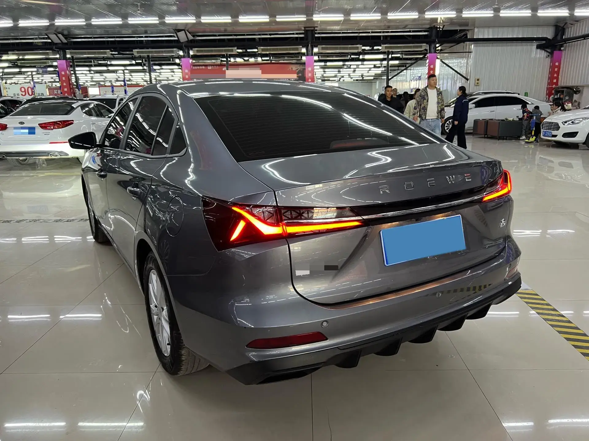 2023 ROEWE I5 thumbnail 4