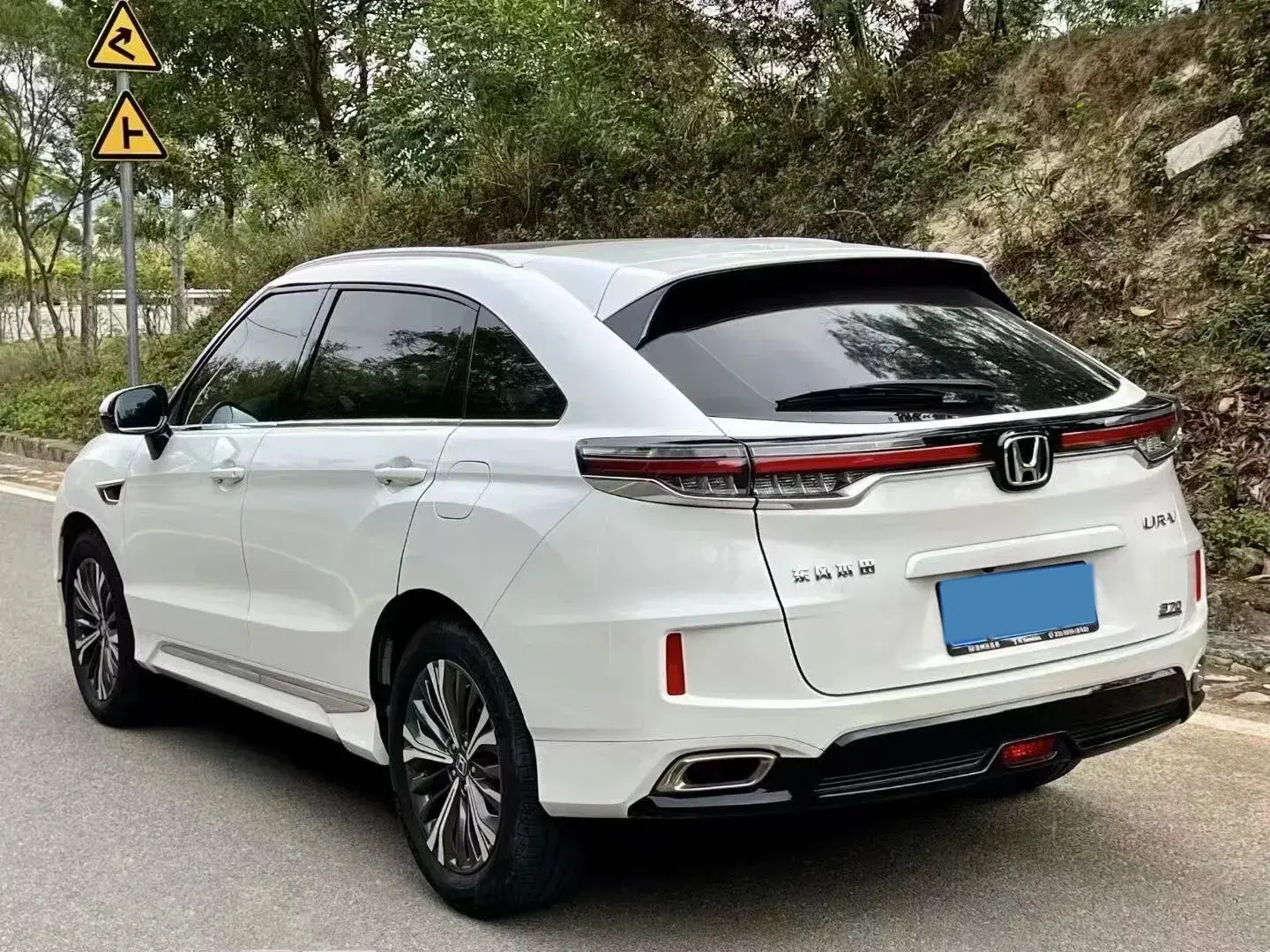 2020 HONDA UR-V thumbnail 4
