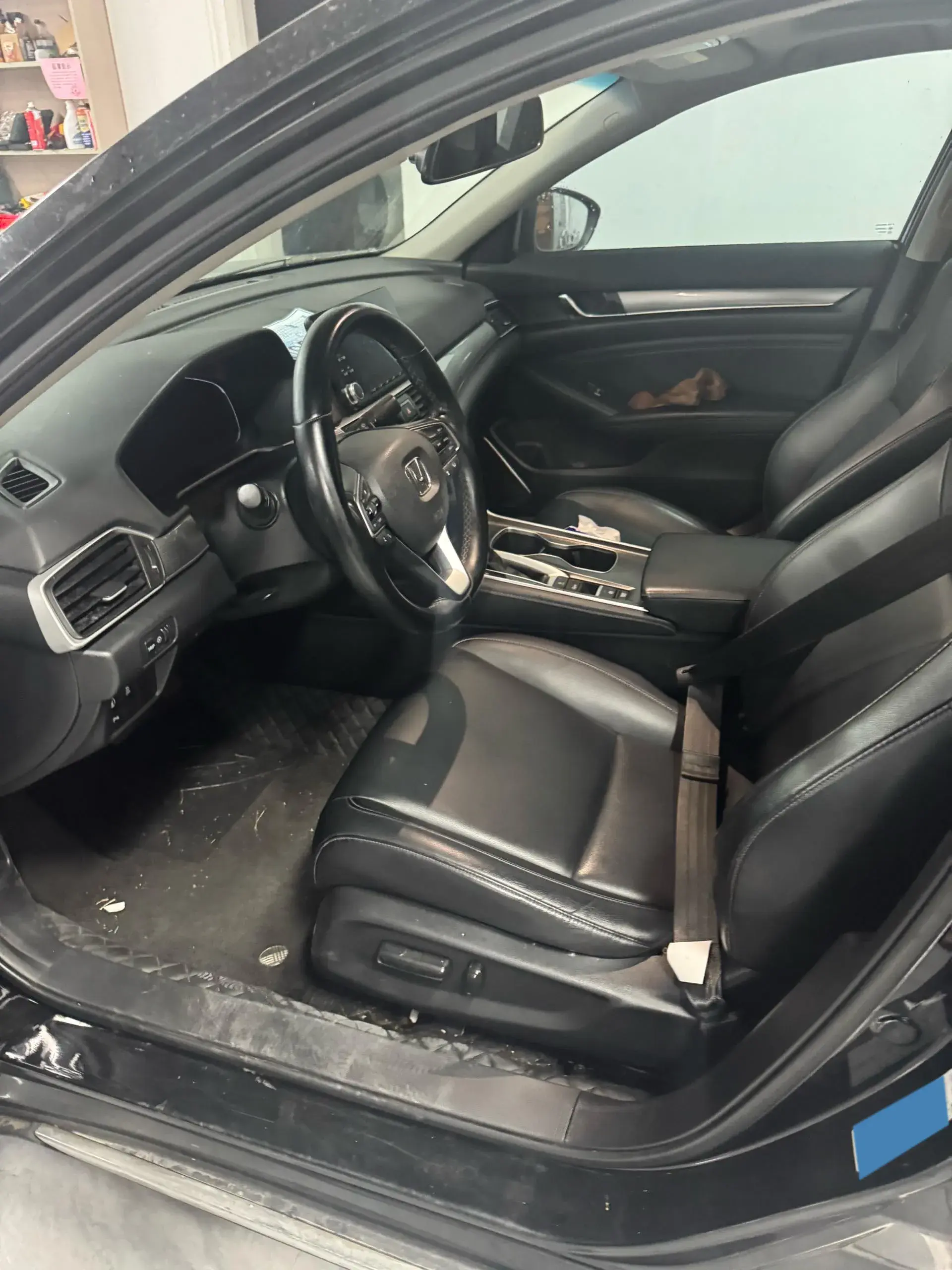 2018 HONDA ACCORD thumbnail 3