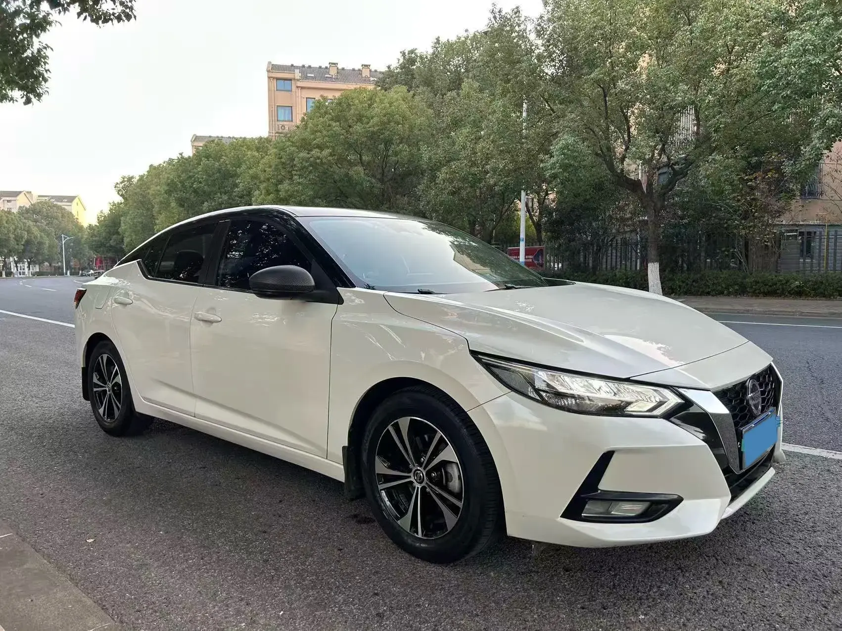 2021 NISSAN SYLPHY thumbnail 2